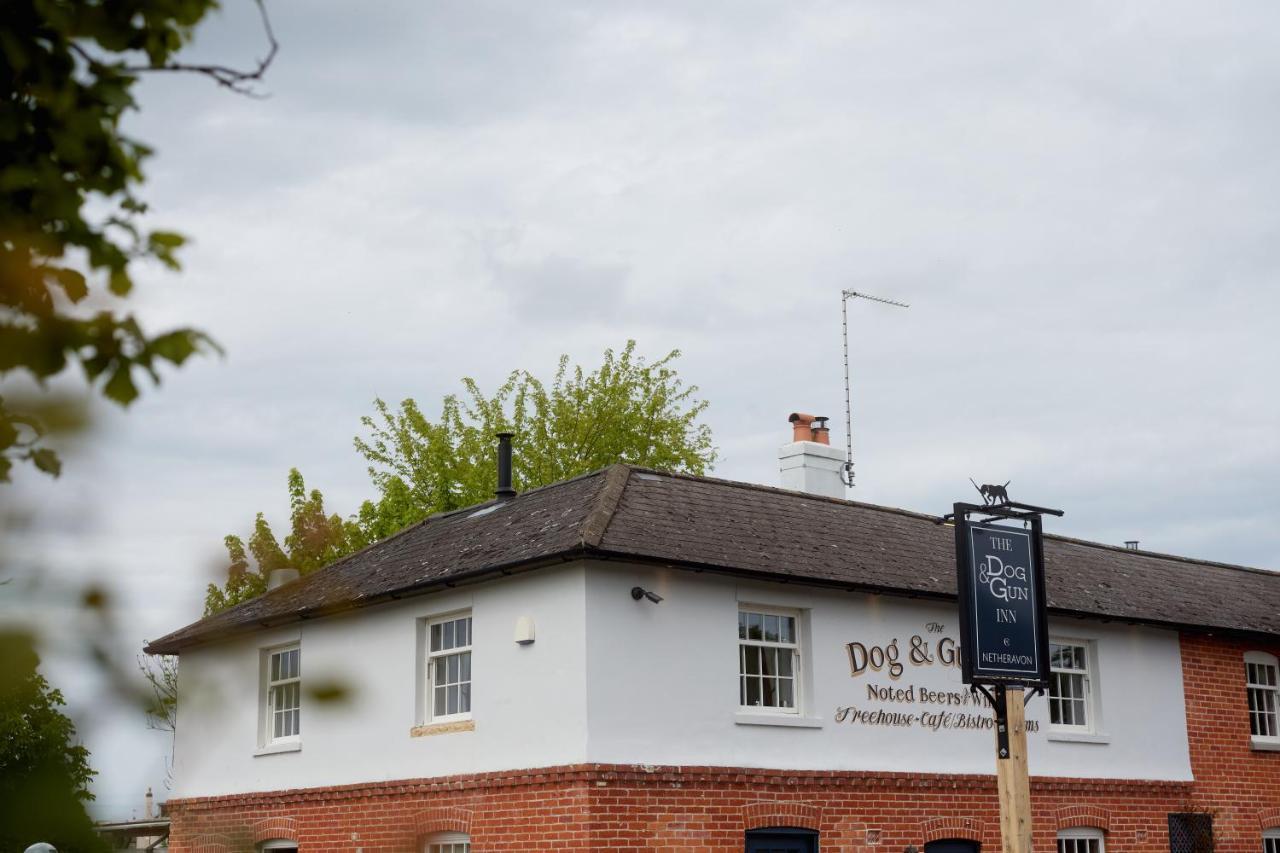 The Dog & Gun Inn Netheravon 外观 照片