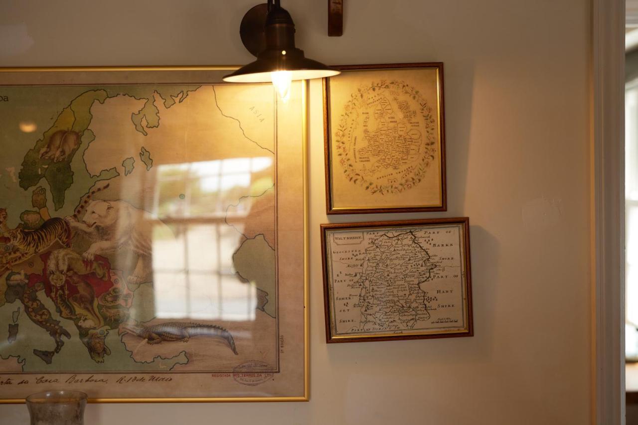 The Dog & Gun Inn Netheravon 外观 照片